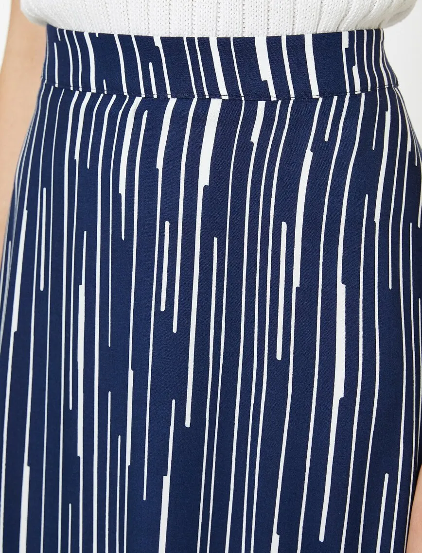 12167 Navy Striped Midi Skirt