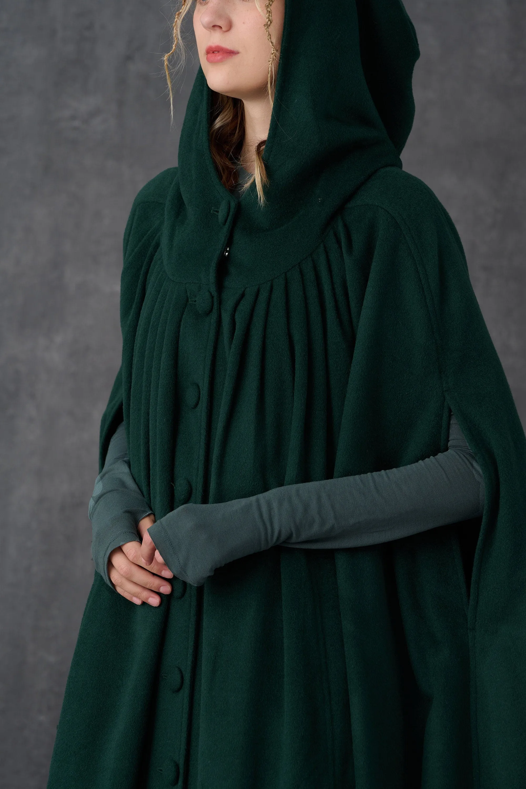 ARIEL 14 | HOODED WOOL CLOAK COAT