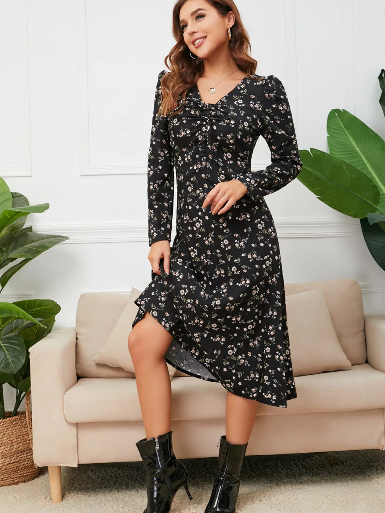 KittenAlarm - Rib Knit Ruched Bust Floral Dress