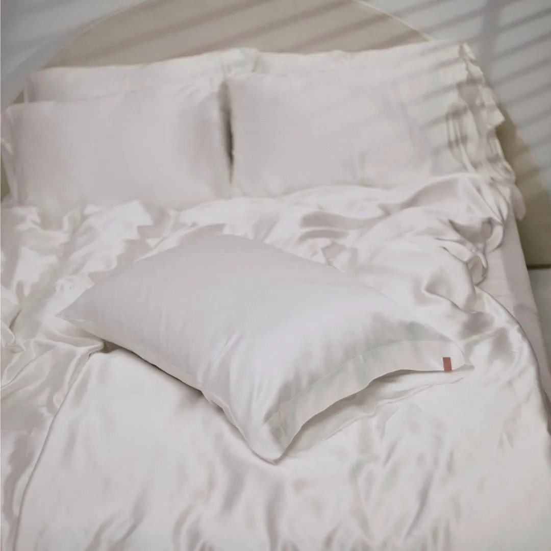 Lunya | Washable Silk 'Good In Bed' Pillowcase