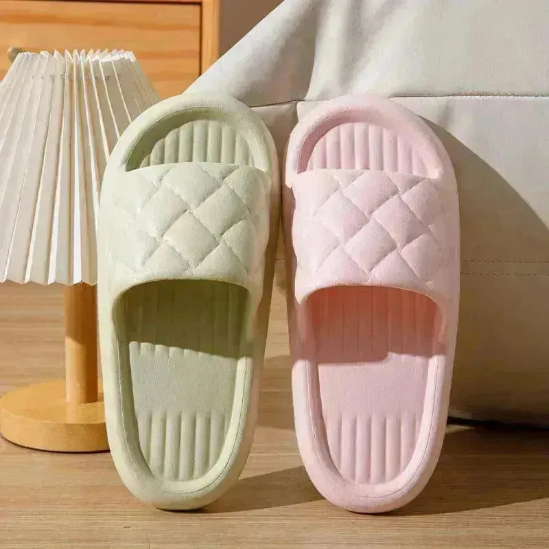 New Rhombus Home Slippers Summer Non-slip Floor Bathroom Slipper Lightweight Simple House Shoes For Women Men