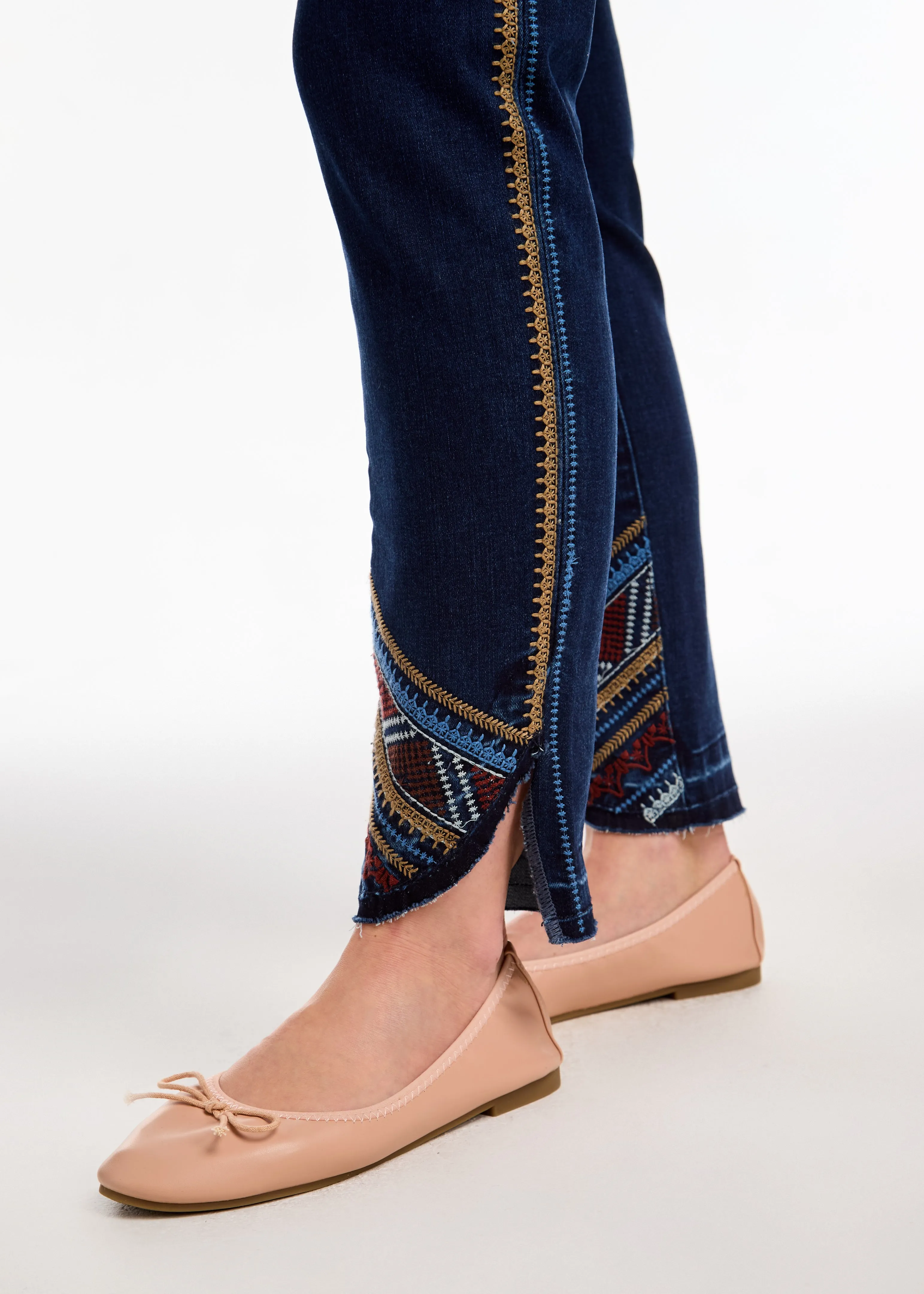 Pull-On Slim Ankle Denim