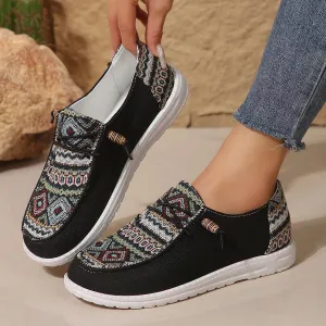 Women's Geometric Round Toe Flat Slip-Ons